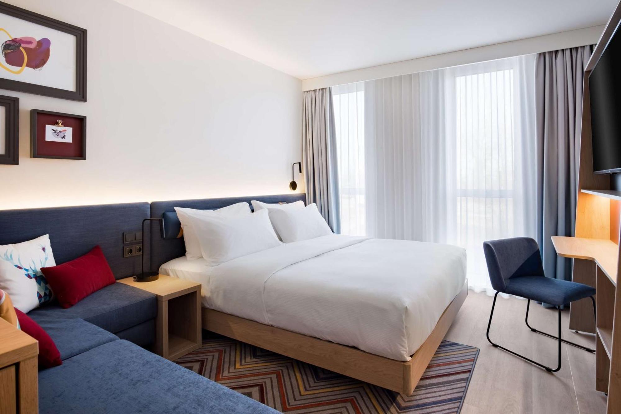 Hampton By Hilton Riga Airport Otel Mārupe Dış mekan fotoğraf