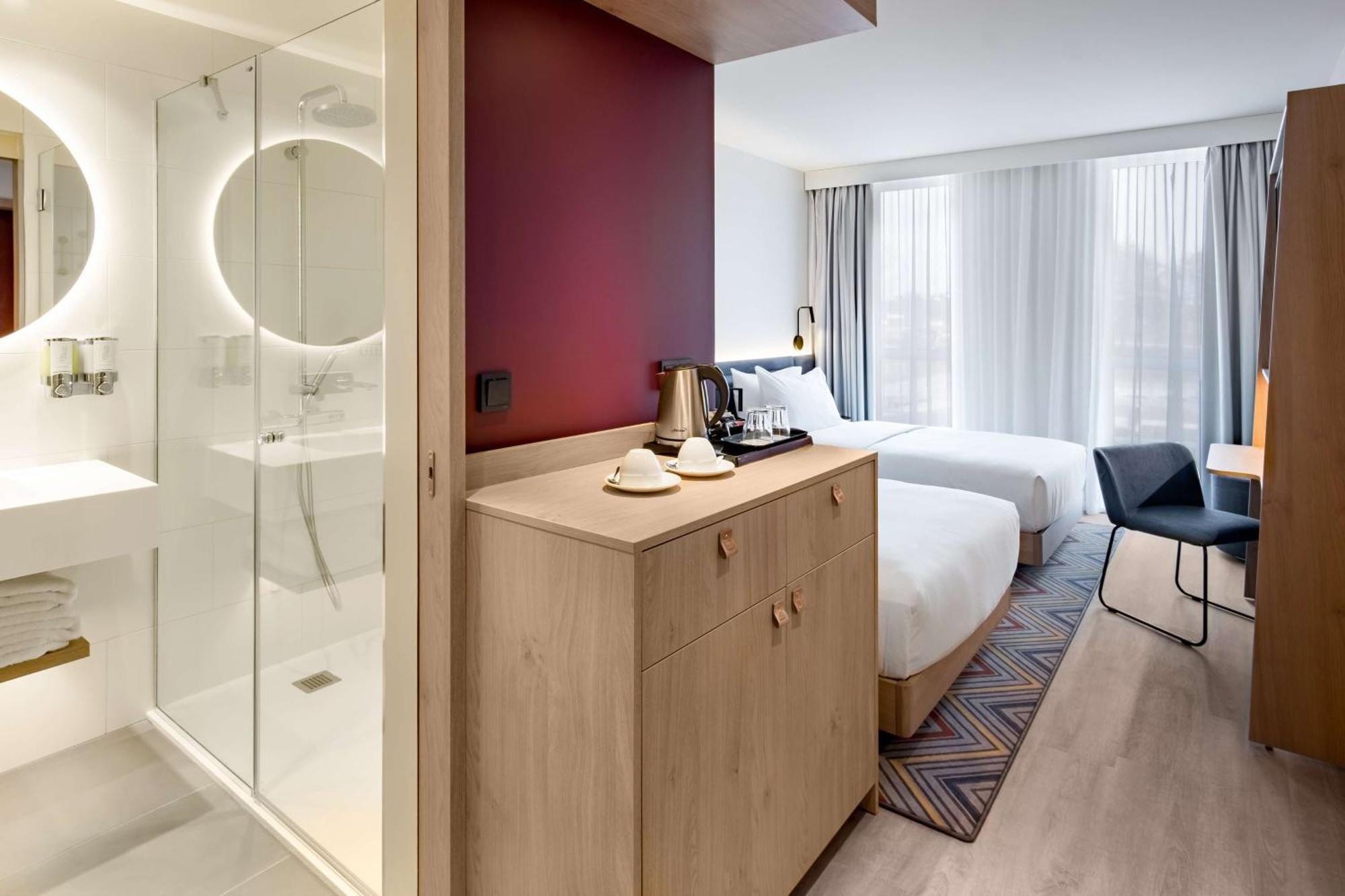 Hampton By Hilton Riga Airport Otel Mārupe Dış mekan fotoğraf