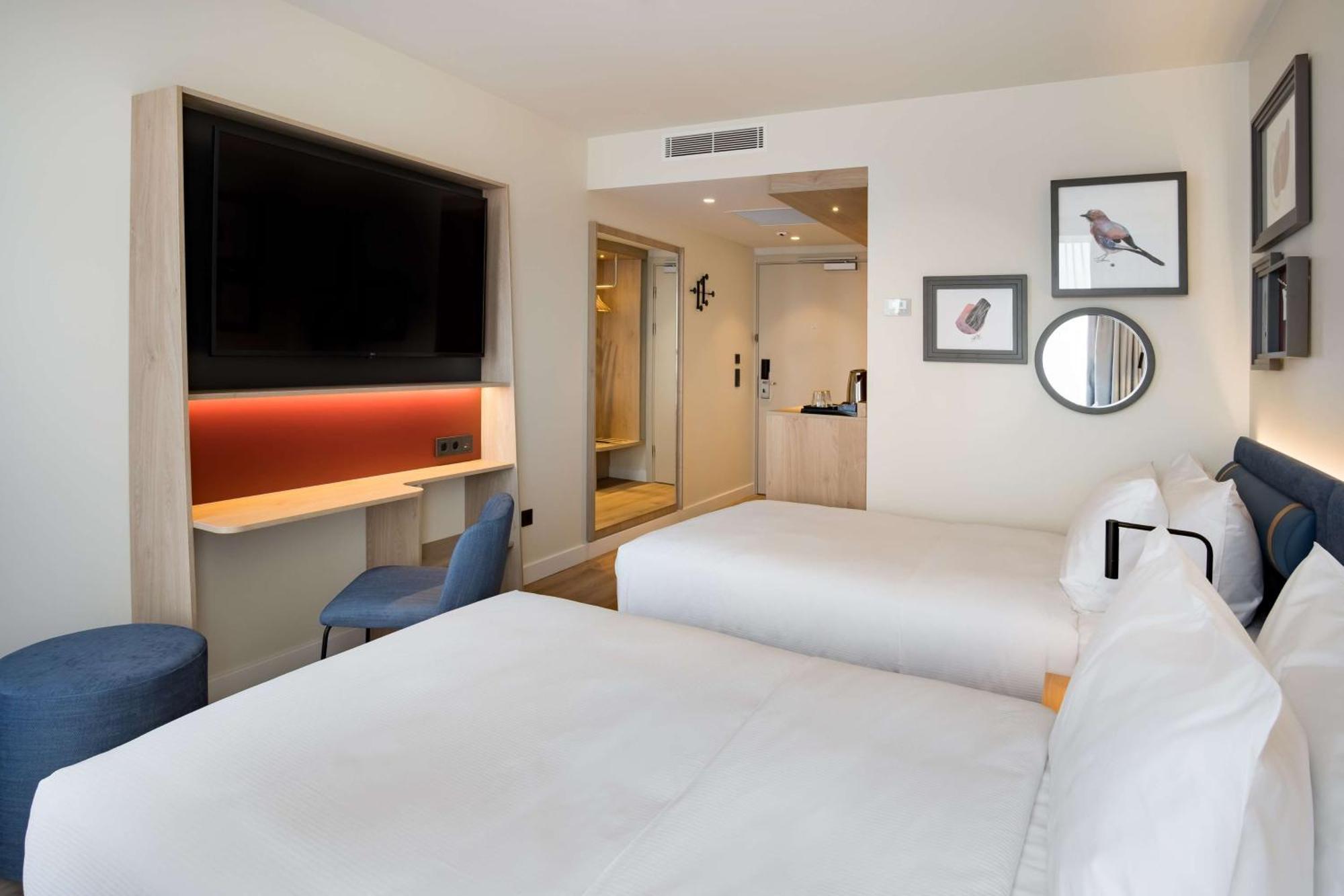 Hampton By Hilton Riga Airport Otel Mārupe Dış mekan fotoğraf