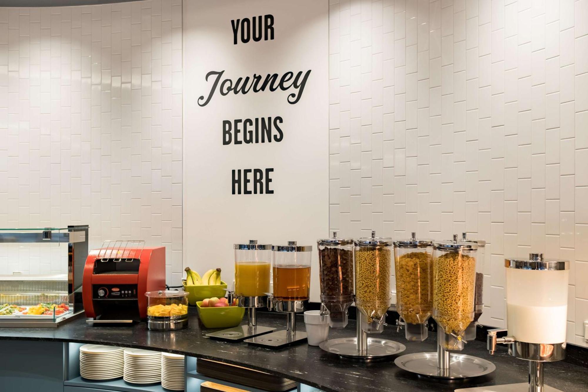 Hampton By Hilton Riga Airport Otel Mārupe Dış mekan fotoğraf