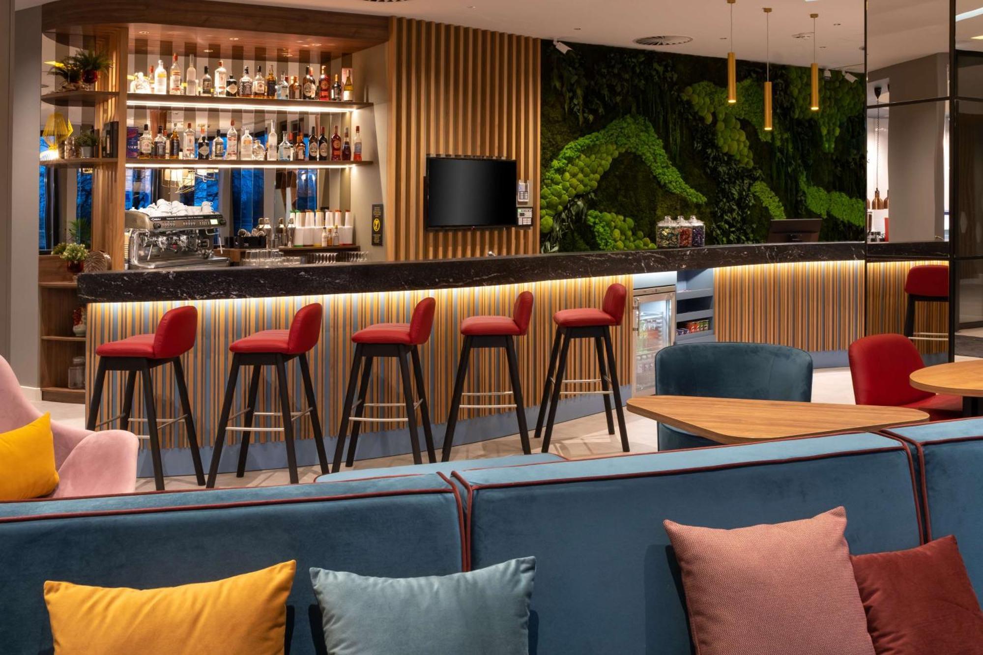 Hampton By Hilton Riga Airport Otel Mārupe Dış mekan fotoğraf