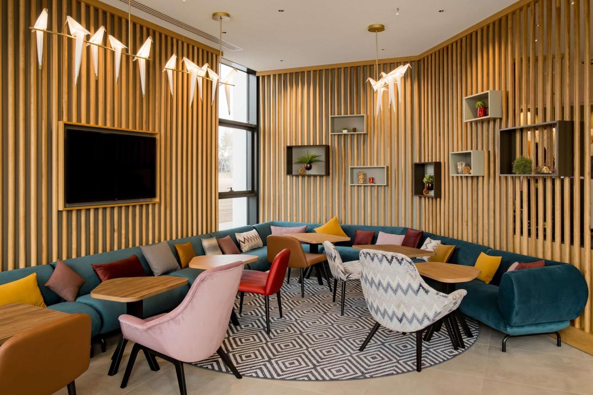Hampton By Hilton Riga Airport Otel Mārupe Dış mekan fotoğraf